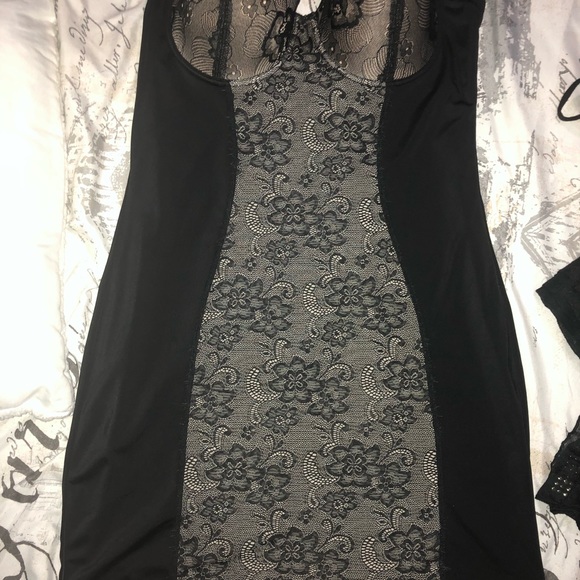 Black and Lace Joan Vass shape wear - Picture 1 of 2